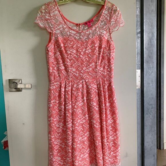 Earring, NWOT, solid 925 sterling silver, lab created clear gem, 1 3/4 inch drop - Picture 13 of 16